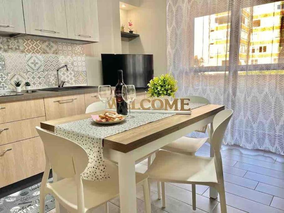 Casa Vacanze “Dolce Sosta” 夸尔图-圣埃莱娜 外观 照片
